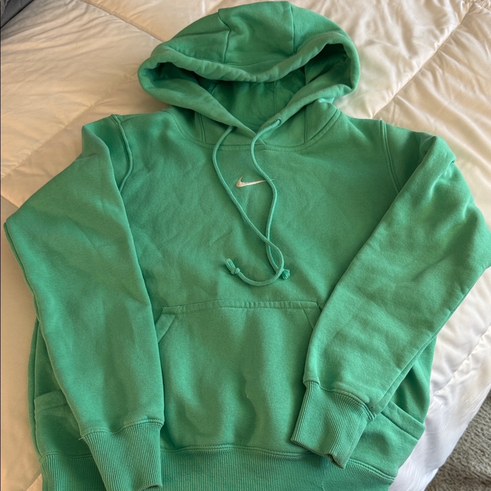 Nike Women’s Teal Hoodie